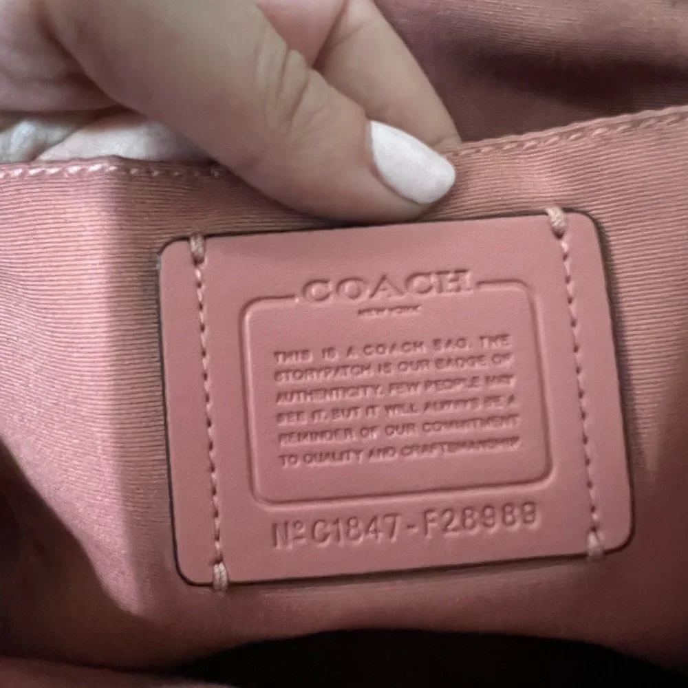 EUC Coach Brown Leather Monogram Logo Purse - Picture 5 of 5